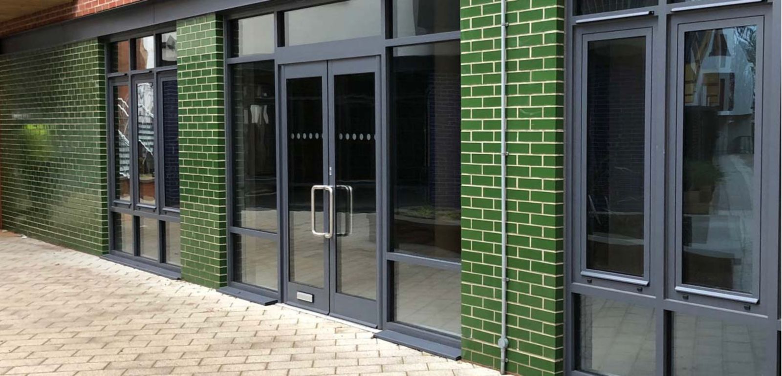 Gale Glazing & General Builders Ltd – 25+ years of expertise in double glazing, conservatories, warm roofs, bifold doors, fascias, soffits, cladding, brickwork, and more across Kent. FENSA-registered, Trading Standards-approved, and HomePro-backed for quality assurance.